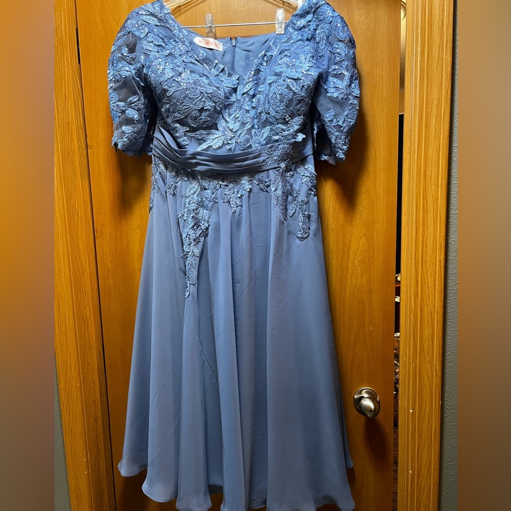Slate blue midi dress in size 16. Perfect for a mother of the bride/groom.